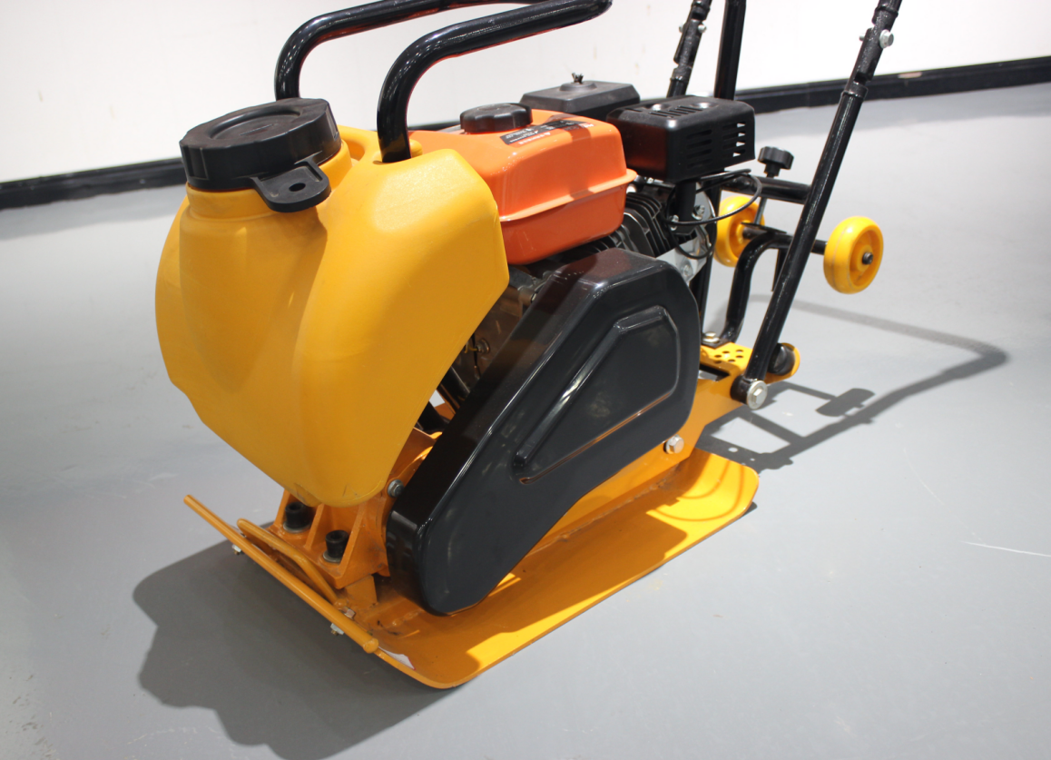 High Quality MTQT C60 Asphalt Pavement for Construction Gasoline/Diesel Engine Graders with High Power Engine Motor & Bearing